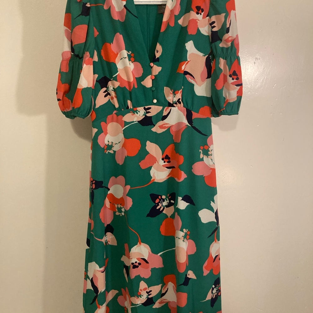 Vince Camuto Green Floral Midi Dress